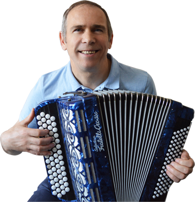 Photo de Gérard COUSSEAU avec un accordéon